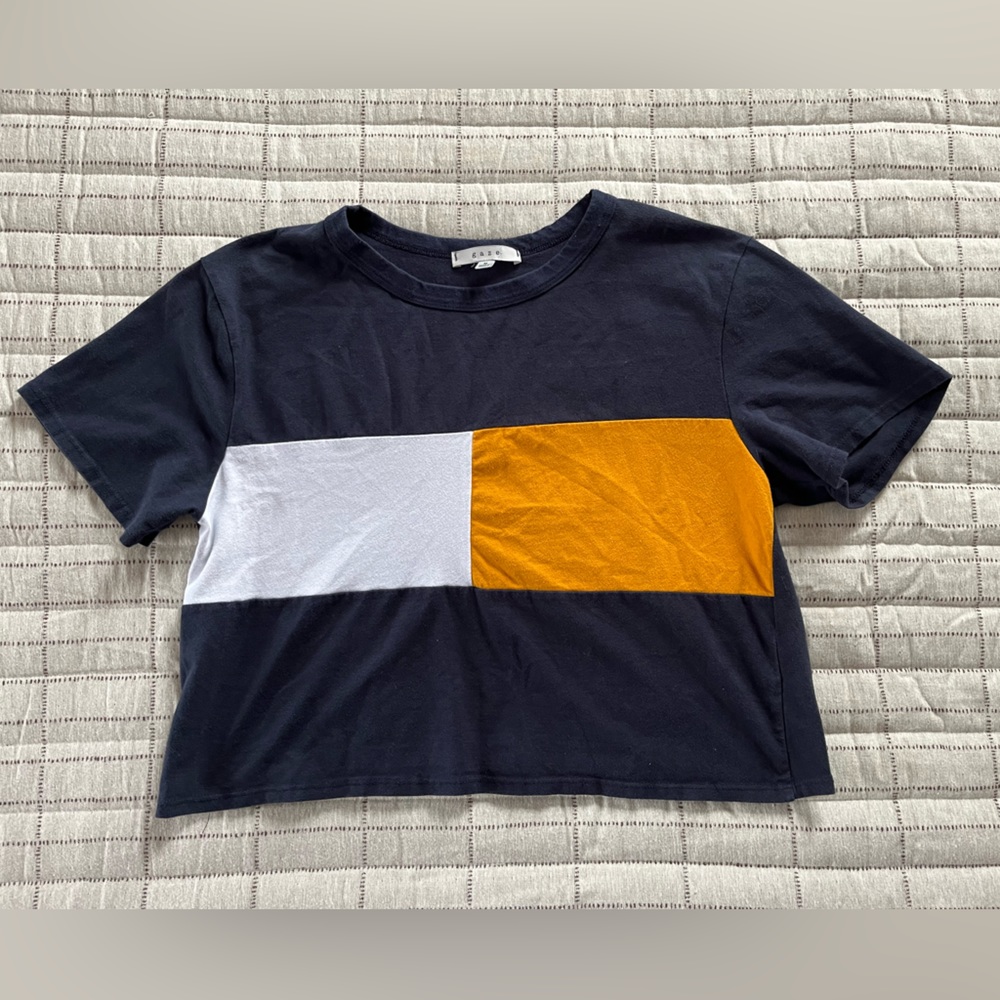 Gaze Women’s (M) T-shirt